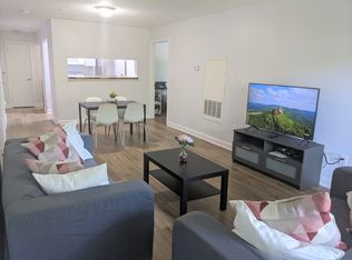 303 Smith Level Rd APT A23, Chapel Hill, NC 27516