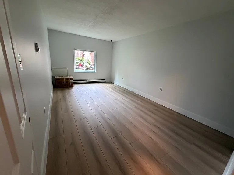 757 Main St #35 — Photo 9