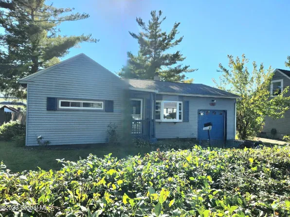 11 New Jersey Avenue, Rensselaer, NY 12144