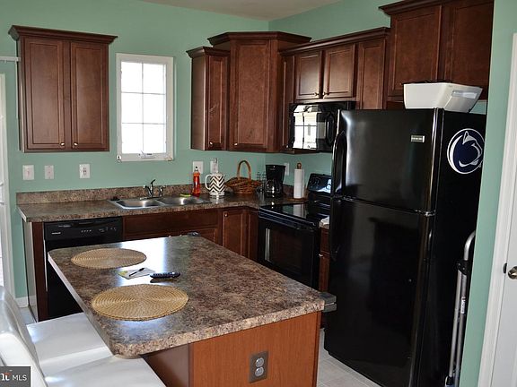 2nd image of 30119 Bladen Dr