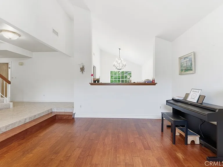 19511 Rosita St — Photo 9