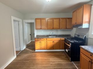 99 Lamberton St #2B, New Haven, CT 06519