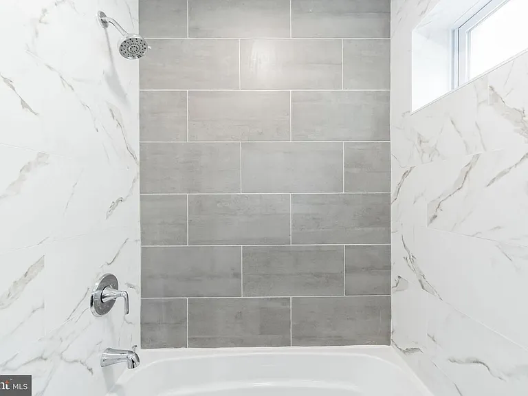 3414 Salmon St — Photo 17
