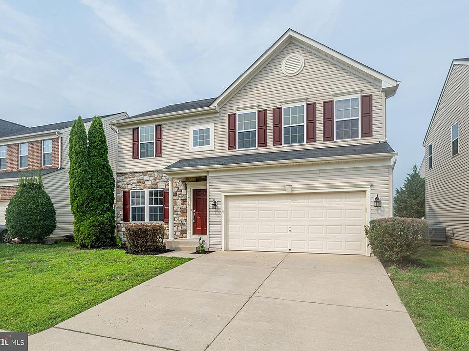 1st image of 9349 Birch Cliff Dr
