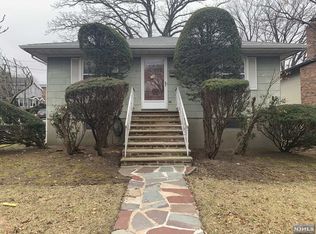 36 Irving Ave, Englewood Cliffs, NJ 07632