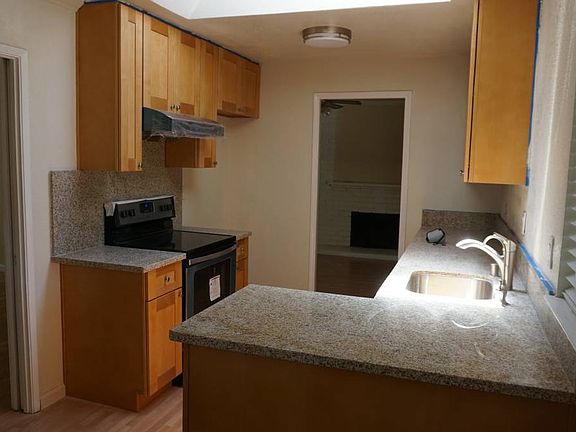 2nd image of 10470 Davison Ave
