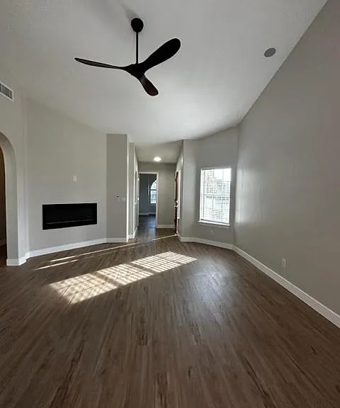 1410 W Crystal Spring Dr — Photo 18