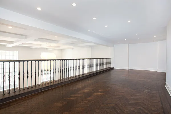 Sold by Stribling | media 6