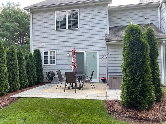 4th image of 91 Fairway Dr #91