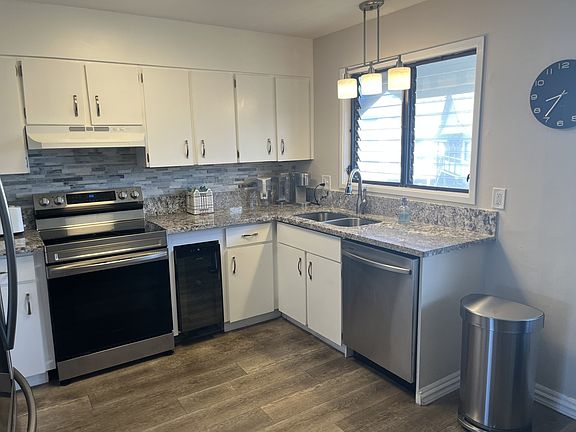 3rd image of 95-142 Kuahelani Ave APT 252