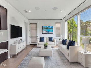 2760 Wright Ln, Los Angeles, CA 90068