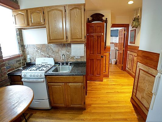 1st image of 424 E 13th St APT 8