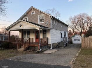7 Plane St, Stanhope, NJ 07874