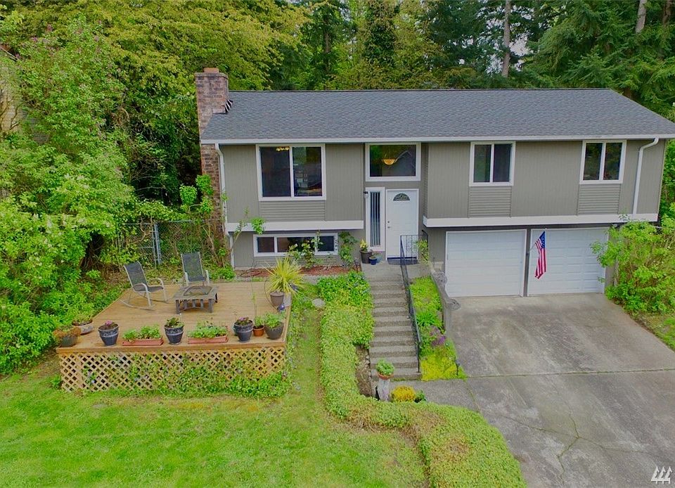 1st image of 9224 169th Pl NE