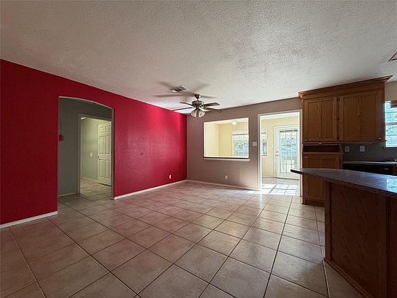4th image of 1836 Ridgeview