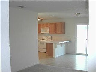 4th image of 1016 Aspen Dr
