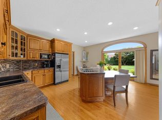 1410 Fairway Dr, Faribault, MN 55021