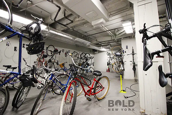 Rented by Bold New York | media 95