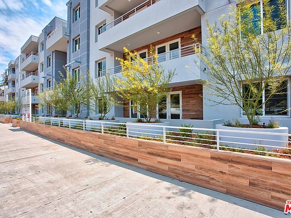 3rd image of 4240 Laurel Canyon Blvd Unit 304