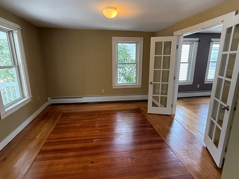 32 Irving St #2 — Photo 10