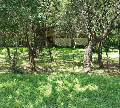 4th image of 8325 Oak Thicket
