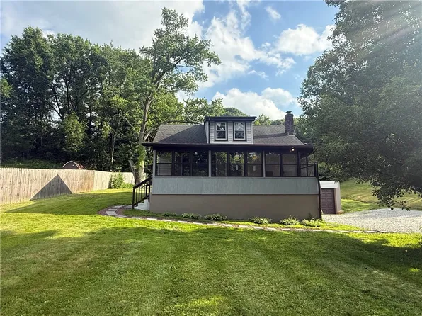 739 State Route 130, Trafford, PA 15085