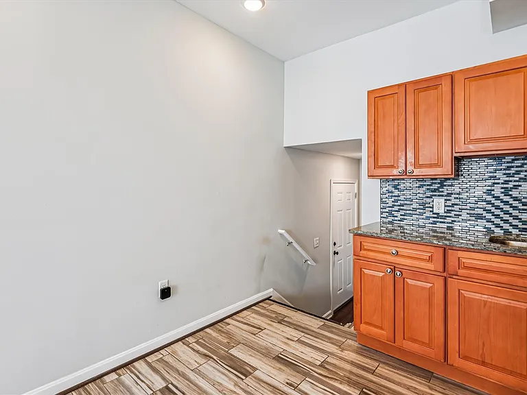 1324 W Lombard St #2 — Photo 11