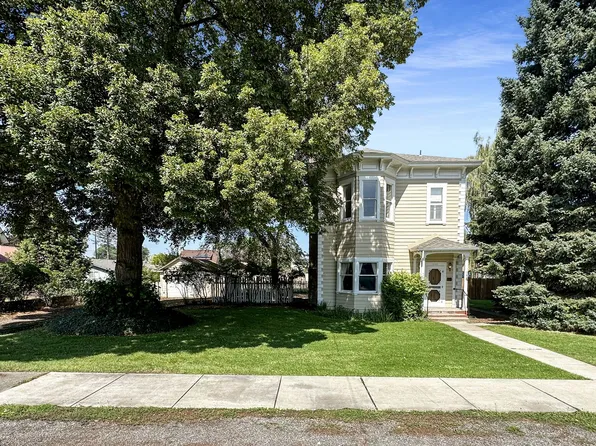 1522 Washington Ave, Baker City, OR 97814