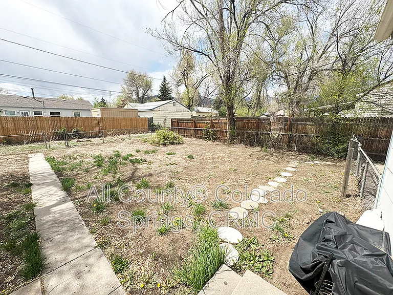607 Brookshire Ave — Photo 9