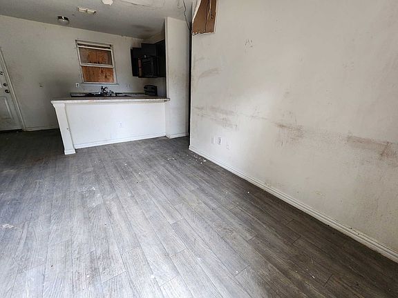 5th image of 3803 Kenilworth St