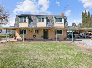 1186 W Marinette Ave, Exeter, CA 93221