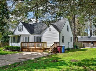 690 Fernwood Farms Rd, Chesapeake, VA 23320