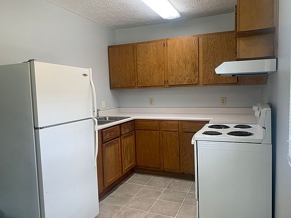 2nd image of 3150-3224 N 19th St #3206-B2-062
