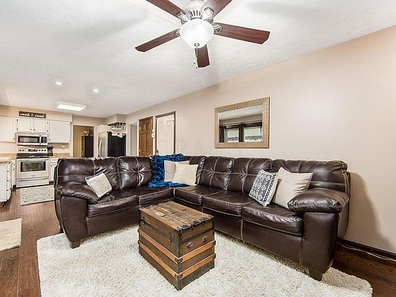 3rd image of 2583 Creekwillow Pl
