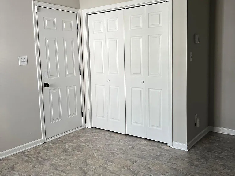 7414 Sparkleberry Dr — Photo 25