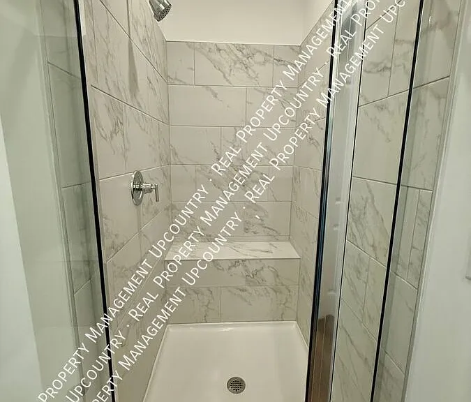131 Holly Oak Ct — Photo 11