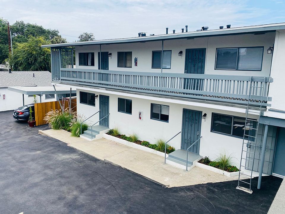 Completely renovated building with energy efficient, tankless hot water heaters and mini-split AC/heat units. Each unit is individually metered for Water, Electricity & Gas...tenant pays only for their individual utility use.