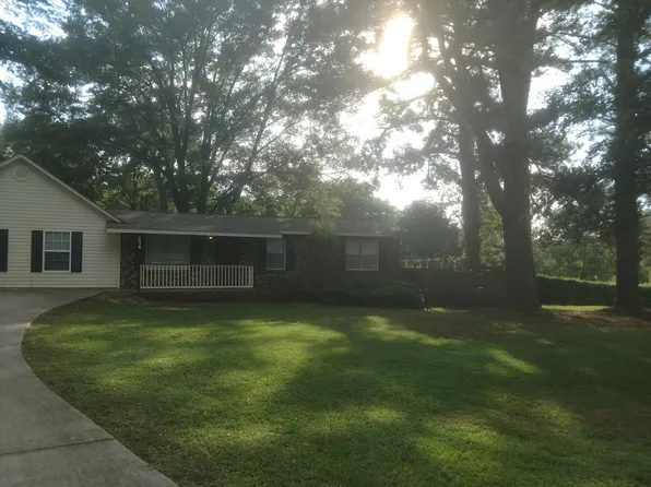 214 Ewing St, Montevallo, AL 35115