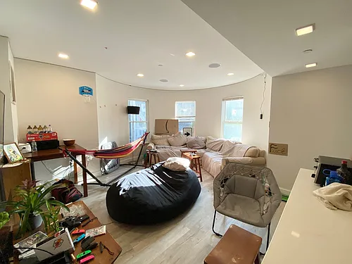 113 Hillside St #1 Photo 1