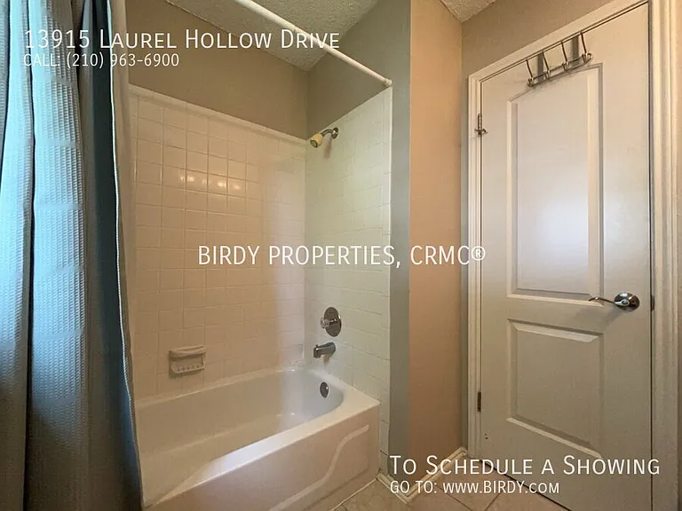 13915 Laurel Hollow Dr — Photo 29