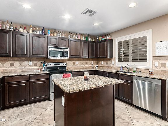 3rd image of 1398 E Mayfield Dr