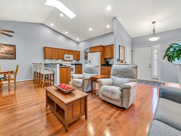 6651 Stonelyn Cottage Ct, Roanoke, VA 24019