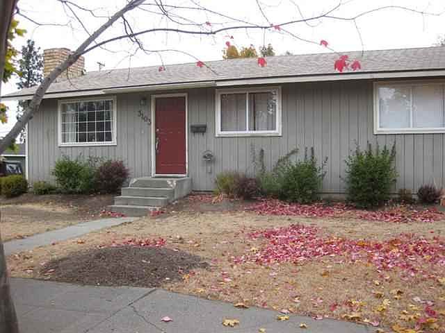 2nd image of 3103 E 32nd Ave