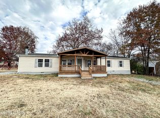 174 Hamilton St, Strawberry Plains, TN 37871