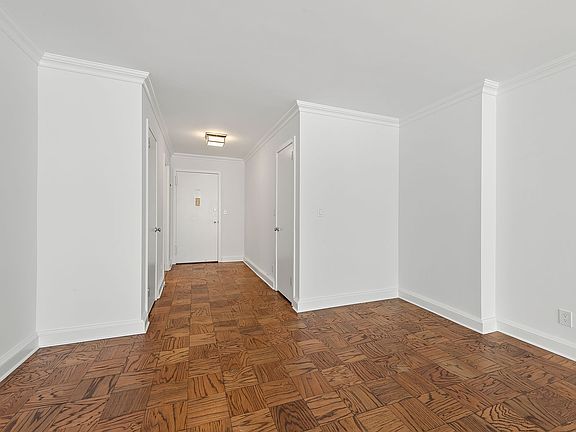 3rd image of 211 E 70th St APT 15D