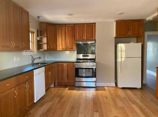 159 Calhoun Ave FLOOR 2, Bridgeport, CT 06604