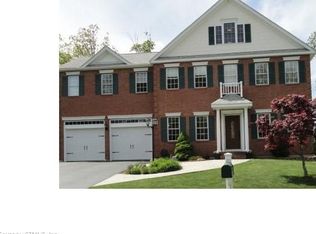 121 Pierson Dr, Wallingford, CT 06492