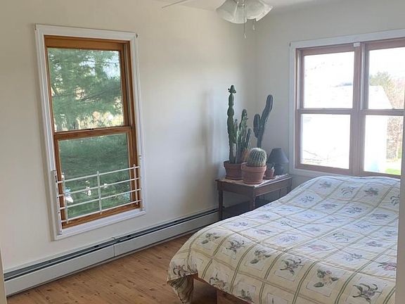 3rd image of 149 Maple St #1
