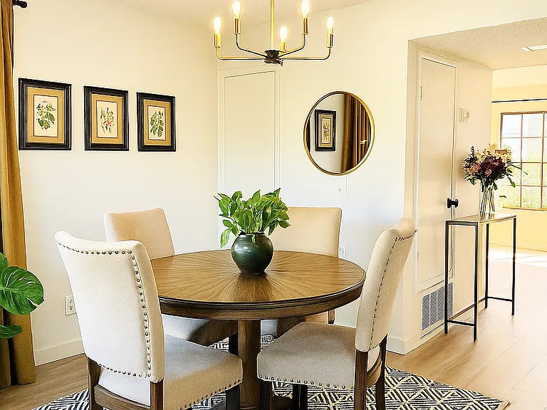 1013 W Linden St #16 — Photo 4