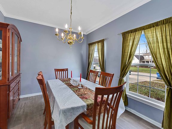 4th image of 1679 Elm Dr